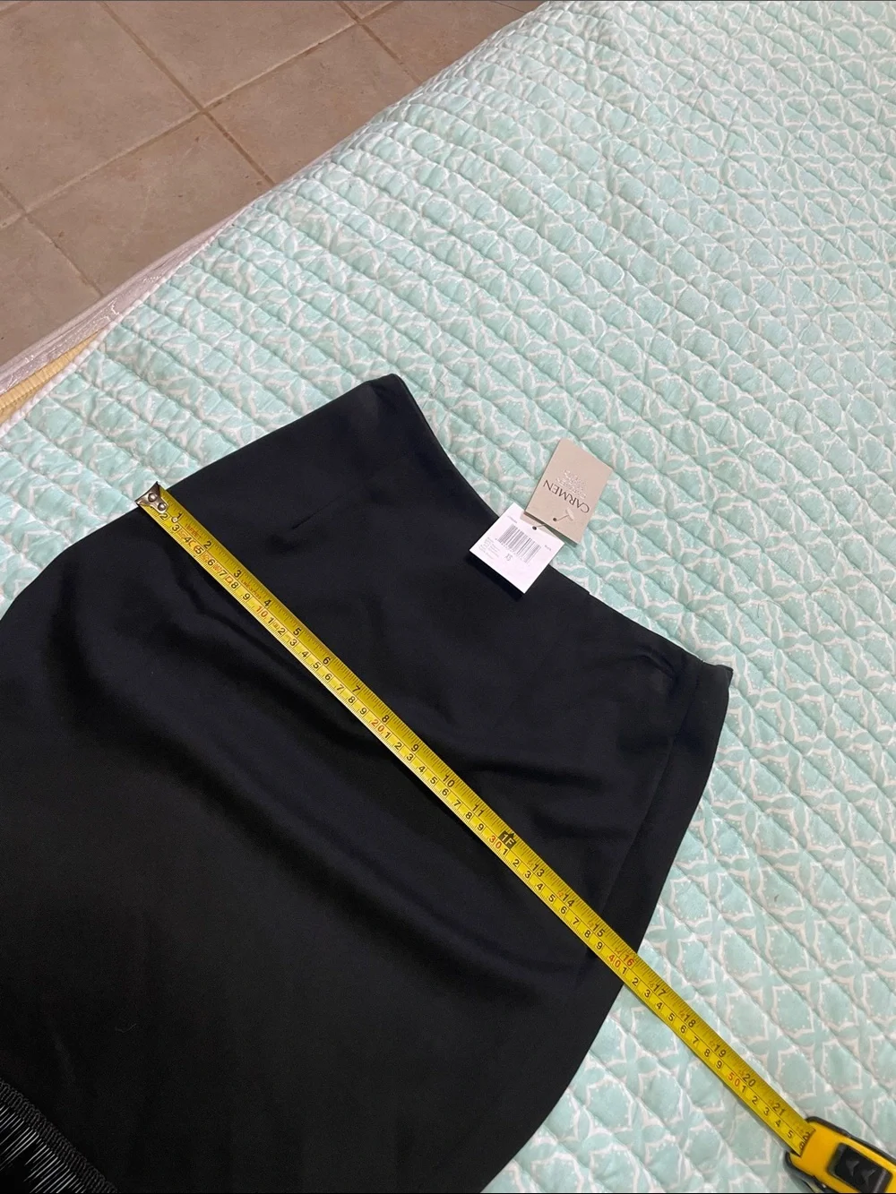 Carmen Marc Valvo simple black